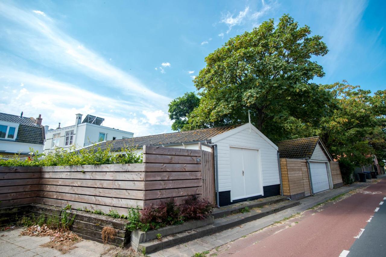 Therese Characteristic Garden Cottage Zandvoort Exterior photo